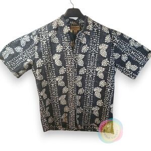 Cooke Street Honolulu Hawaiian Shirt Mens XL Monstera Reverse Print